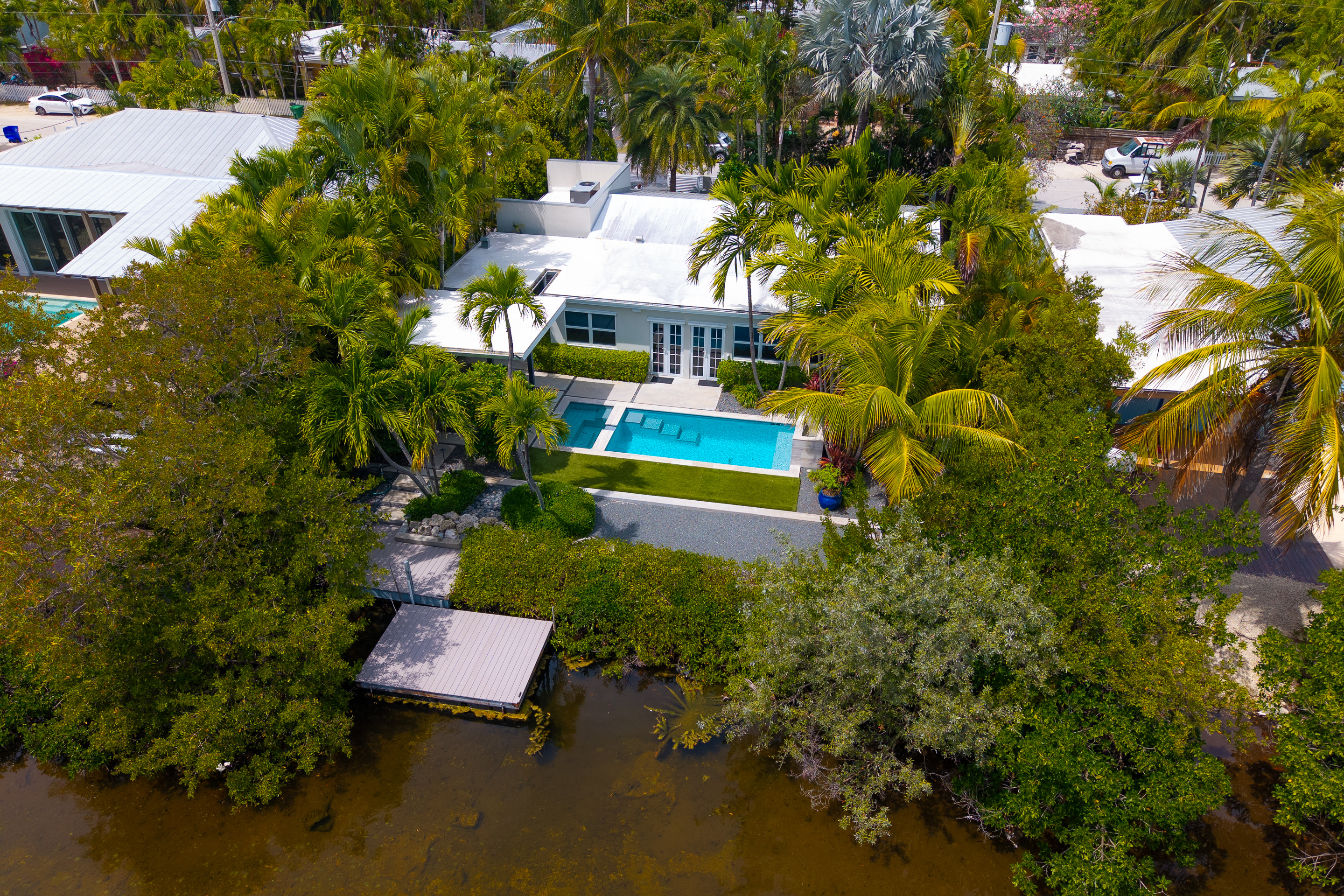 Aerial real estate photography by Alex Mene